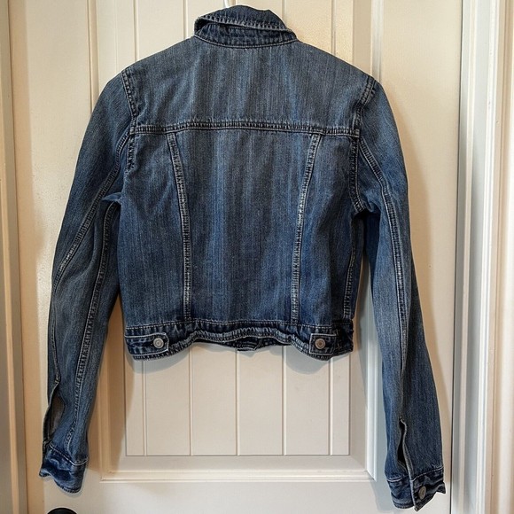 American Eagle Medium Rugged Distressed Blue Denim Cropped Jean Jacket - Picture 3 of 11